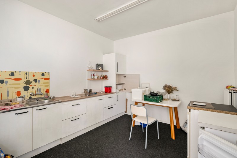 Commercieel gelijkvloers met tal van mogelijkheden in Deurne - foto 5