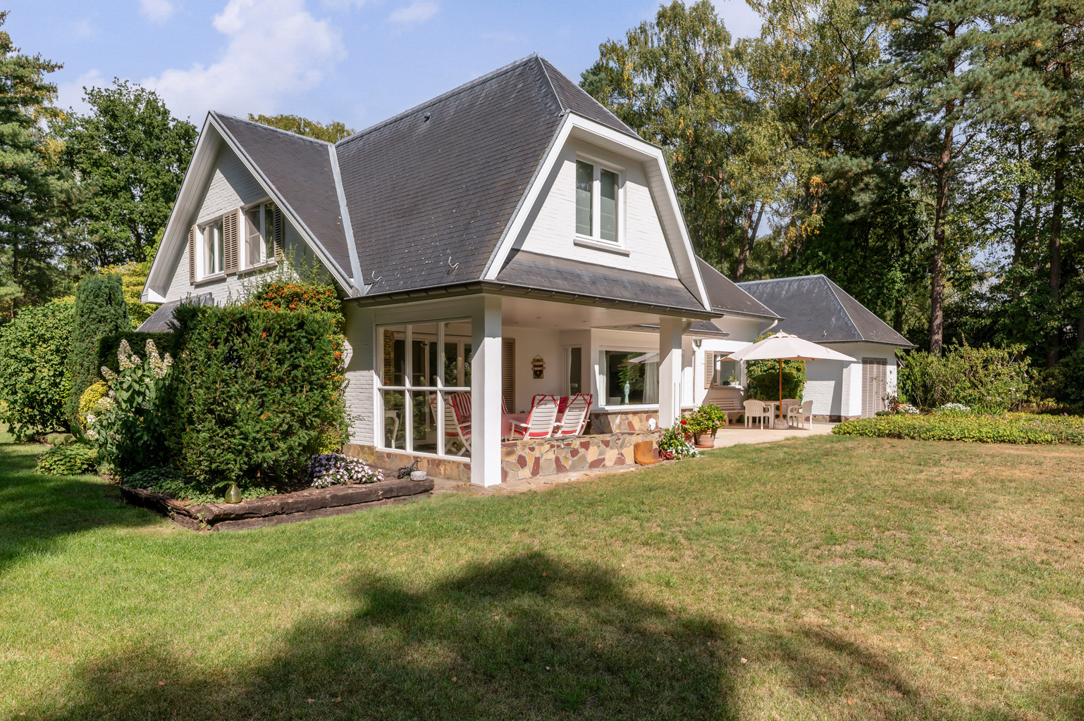 Huis te koop in Brasschaat met 3 slaapkamers - foto 2