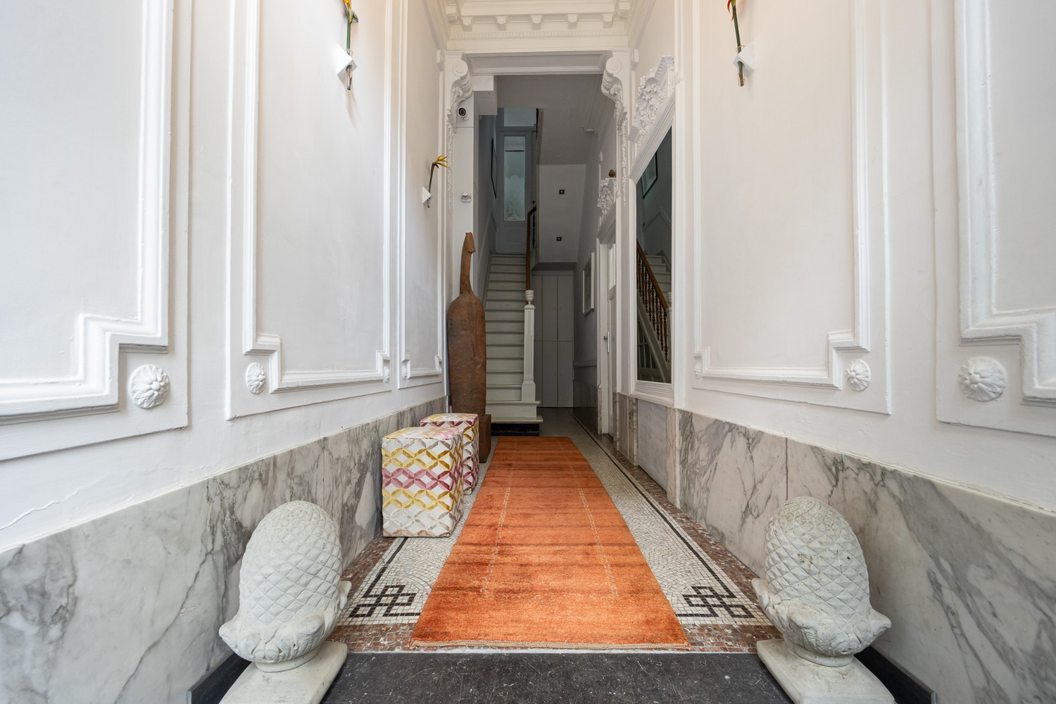 Prachtige gerenoveerde herenwoning van 341 m² in hartje Antwerpen met tal van mogelijkheden: combi wonen/werken of gedeeltelijke verhuurmogelijkheden - foto 3