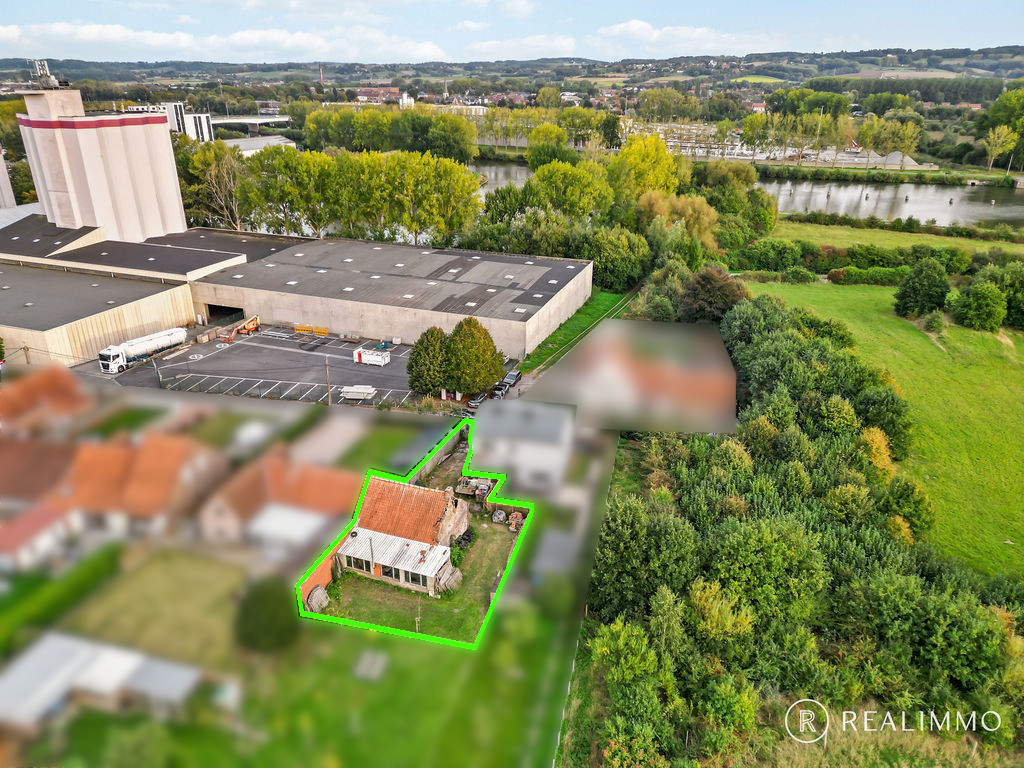 bouwproject op 350m² in rustige doodlopende straat - photo 1