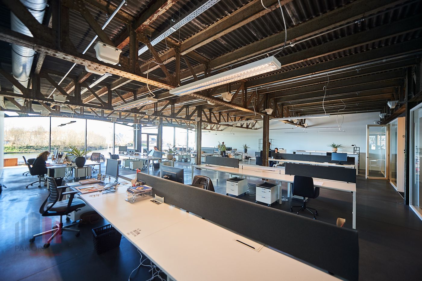 887 m² instapklare kantoorruimte in de voorhaven van Gent - photo 3