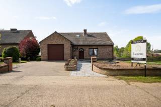 Rustig gelegen open bebouwing in het groen met tal van mogelijkhedenIn een rustige, groene straat vinden we deze charmante open bebouwing met een...