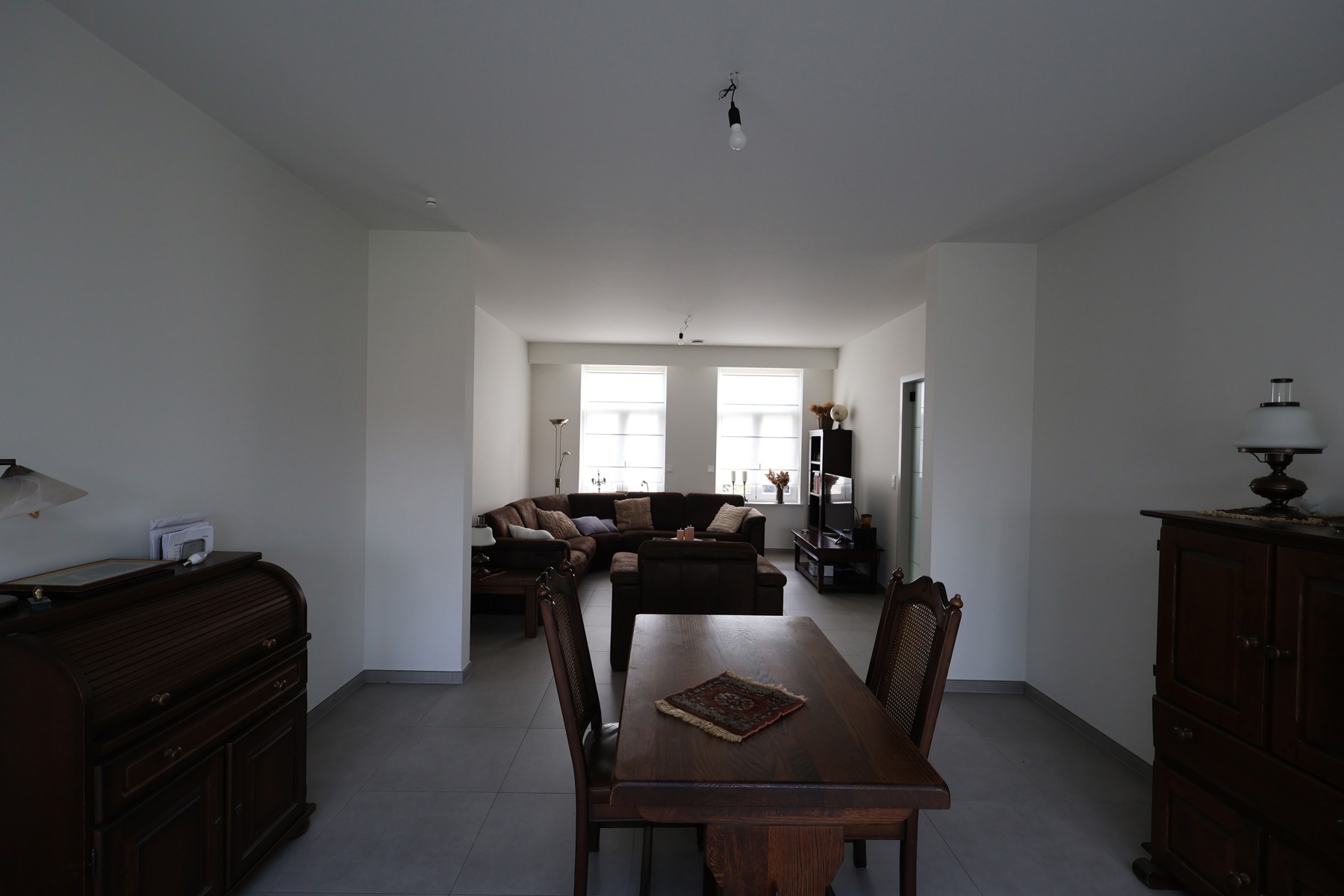 Een ruime nieuwbouwwoning met 3 slaapkamers, terras, tuin en garage.  - foto 4