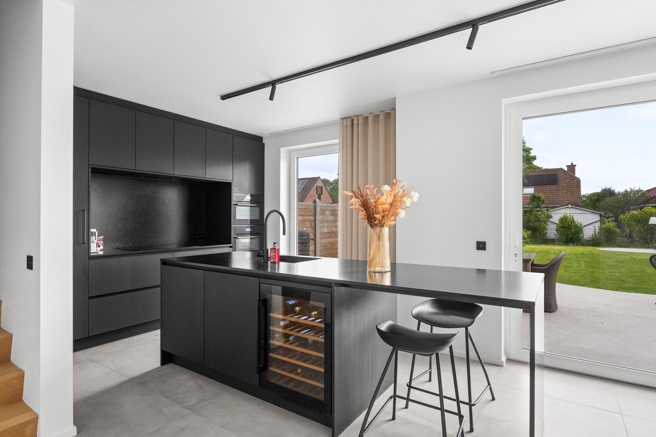 Instapklare 3-gevelwoning met luxe afwerking - foto 4