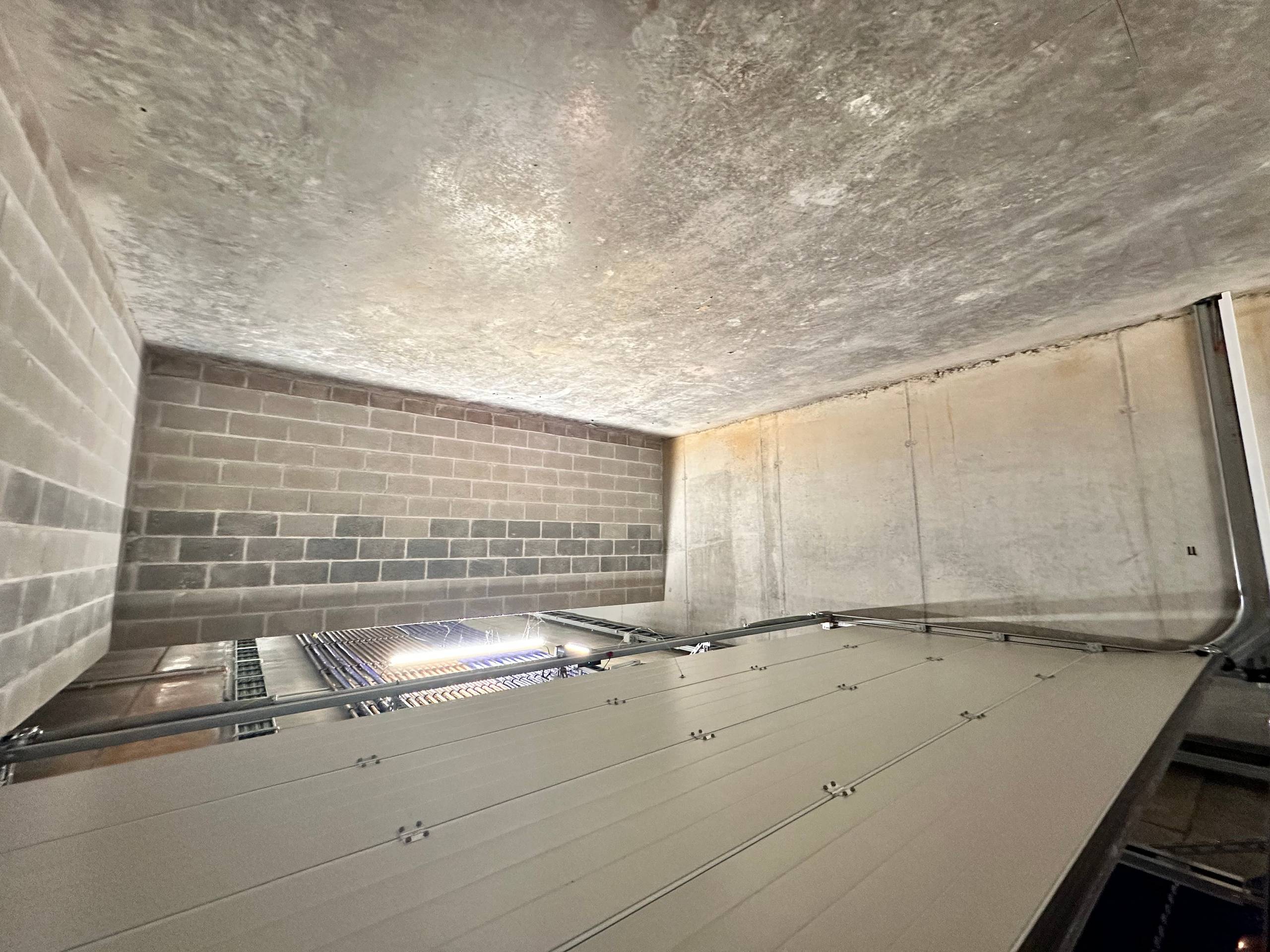Dubbele ondergrondse garage Te Huur - foto 2