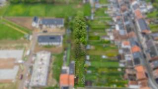 Droom je van een eigen woning in een rustige, maar vlot bereikbare omgeving? Dan is dit perceel van maar liefst 1042 m² écht iets voor jou.Deze...