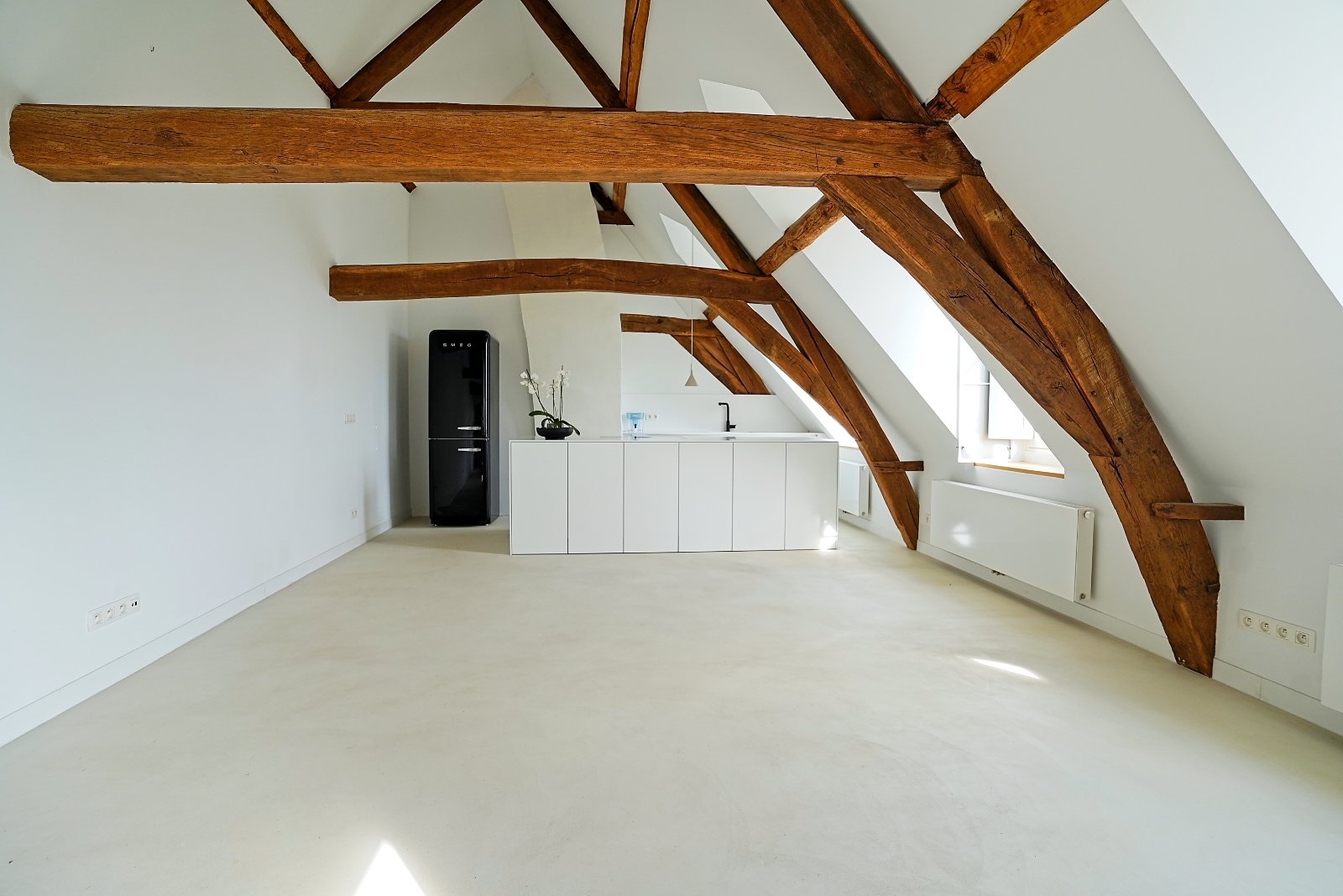 Karaktervol, luxe appartement in gerestaureerd historisch abdijgebouw gelegen in ommuurd park van 2,5 hectare. - photo 4