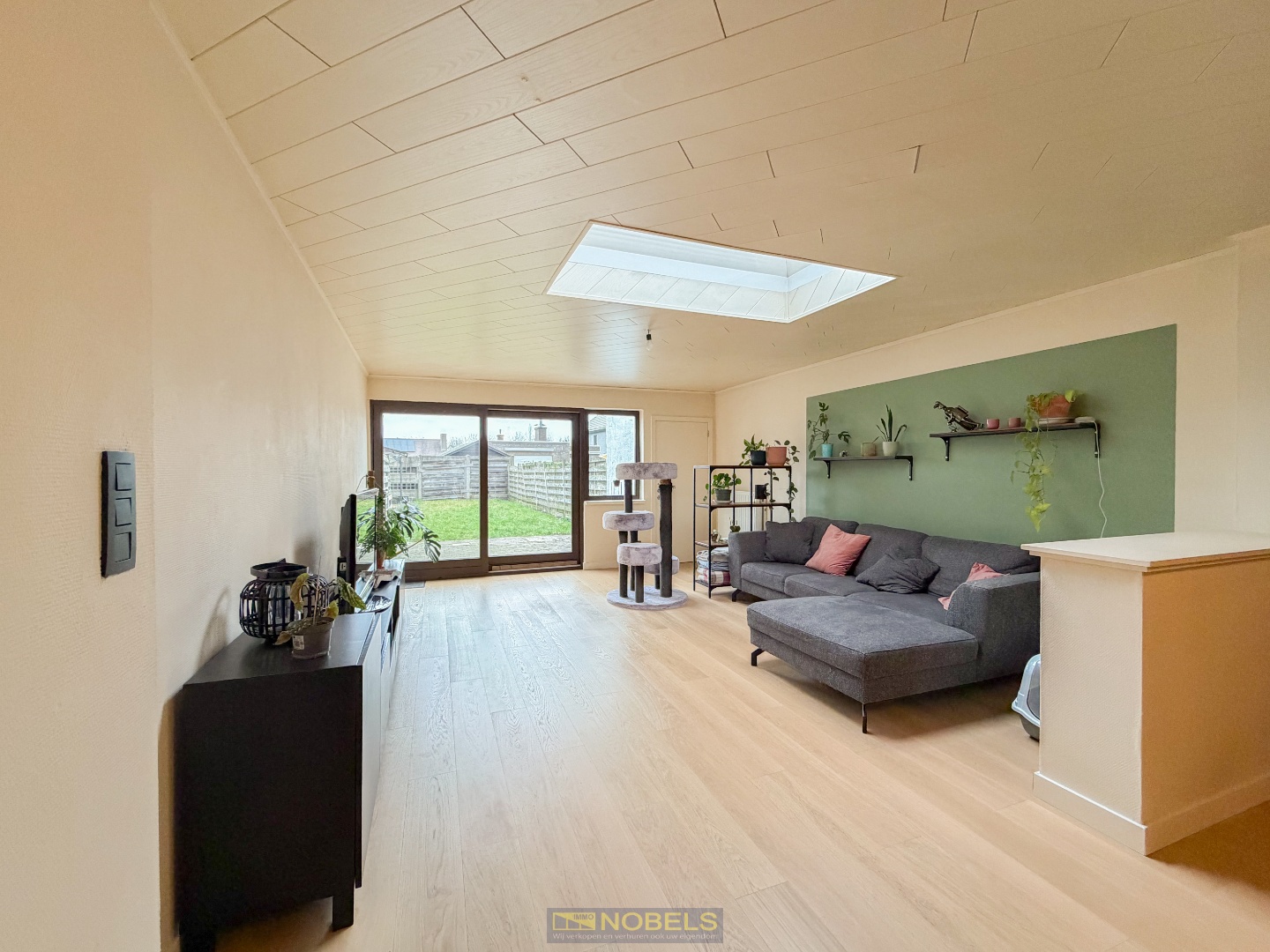 Te koop, Instapklare starterswoning met tuin op centrale ligging te Deinze! - foto 5