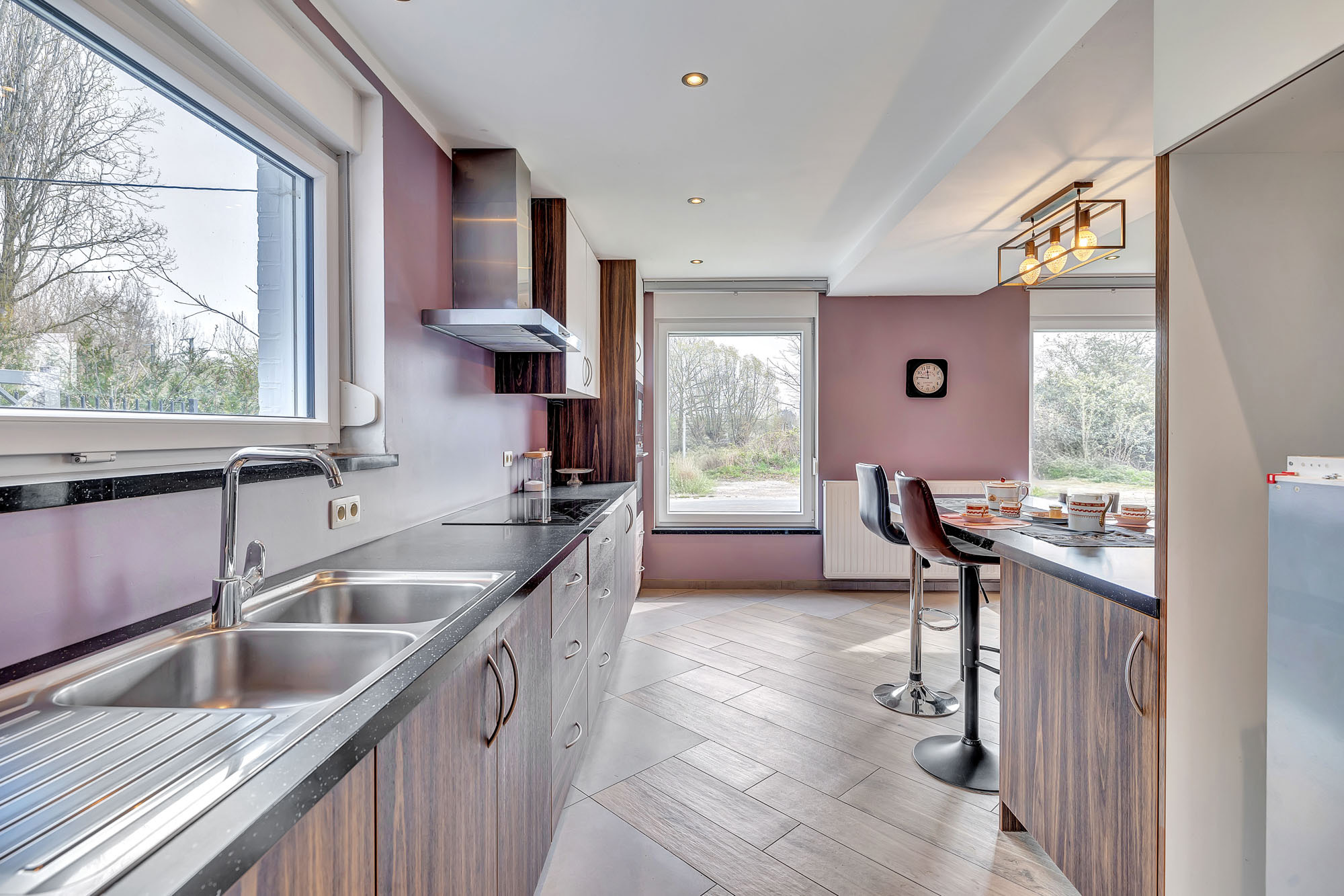 Instapklare woning met 2 (3) slaapkamers en tuin te Wambeek! - foto 2
