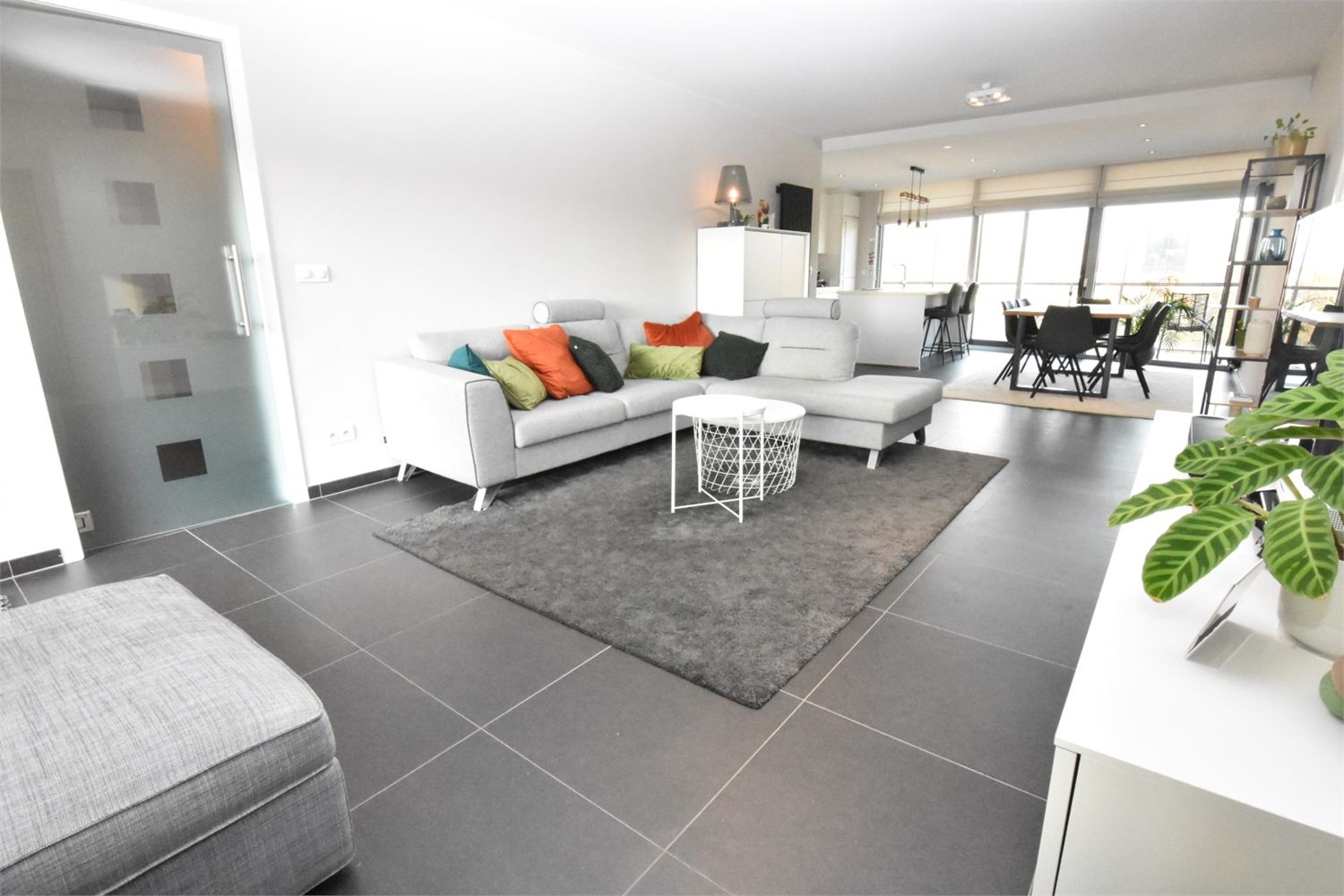 Apartment for rent in Hasselt with 2 bedrooms - photo 2