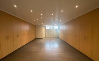 Espace commercial à la périphérie de Louvain. Situé sur la Tervuursevest à Louvain, cet espace commercial bénéficie d’une visibilité optimale et d’un...