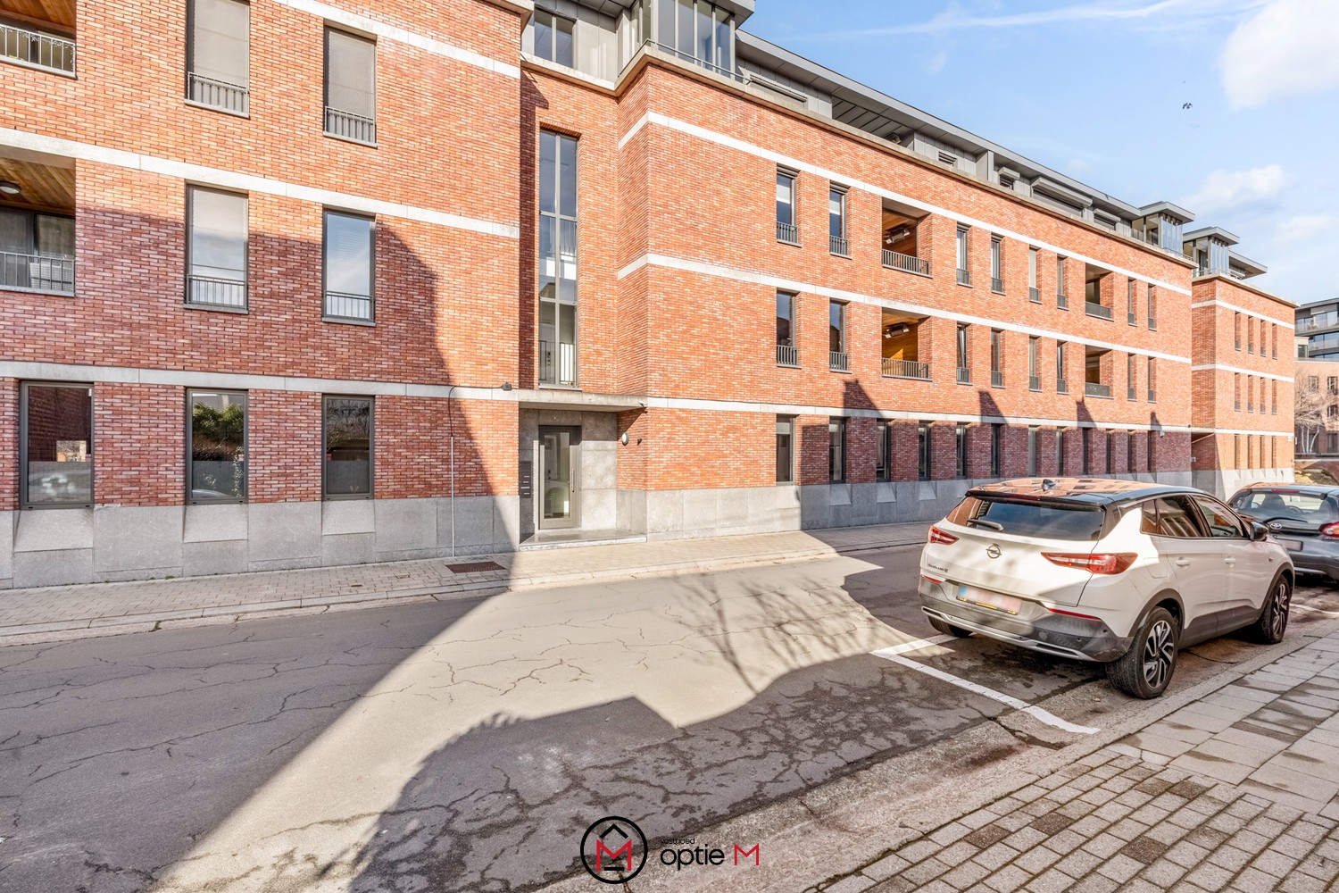 Appartement te koop in Hasselt met 2 slaapkamers - foto 2