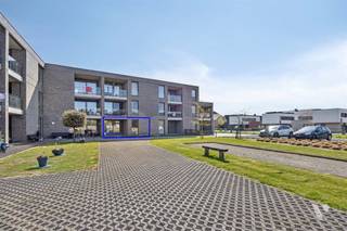 Gelijkvloerse assistentiewoning met overdekt terras en tuincontact in hartje Wellen. Welkom in Residentie Villina, een moderne en kleinschalige...