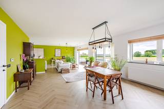 [[ DIT PAND NEEMT DEEL AAN DE ERA OPEN HUIZEN DAG OP 13/6 VAN 9:30 TOT 10:30 ]]Ligging &amp; indelingIn Boekhoute bevindt zich deze recente en...