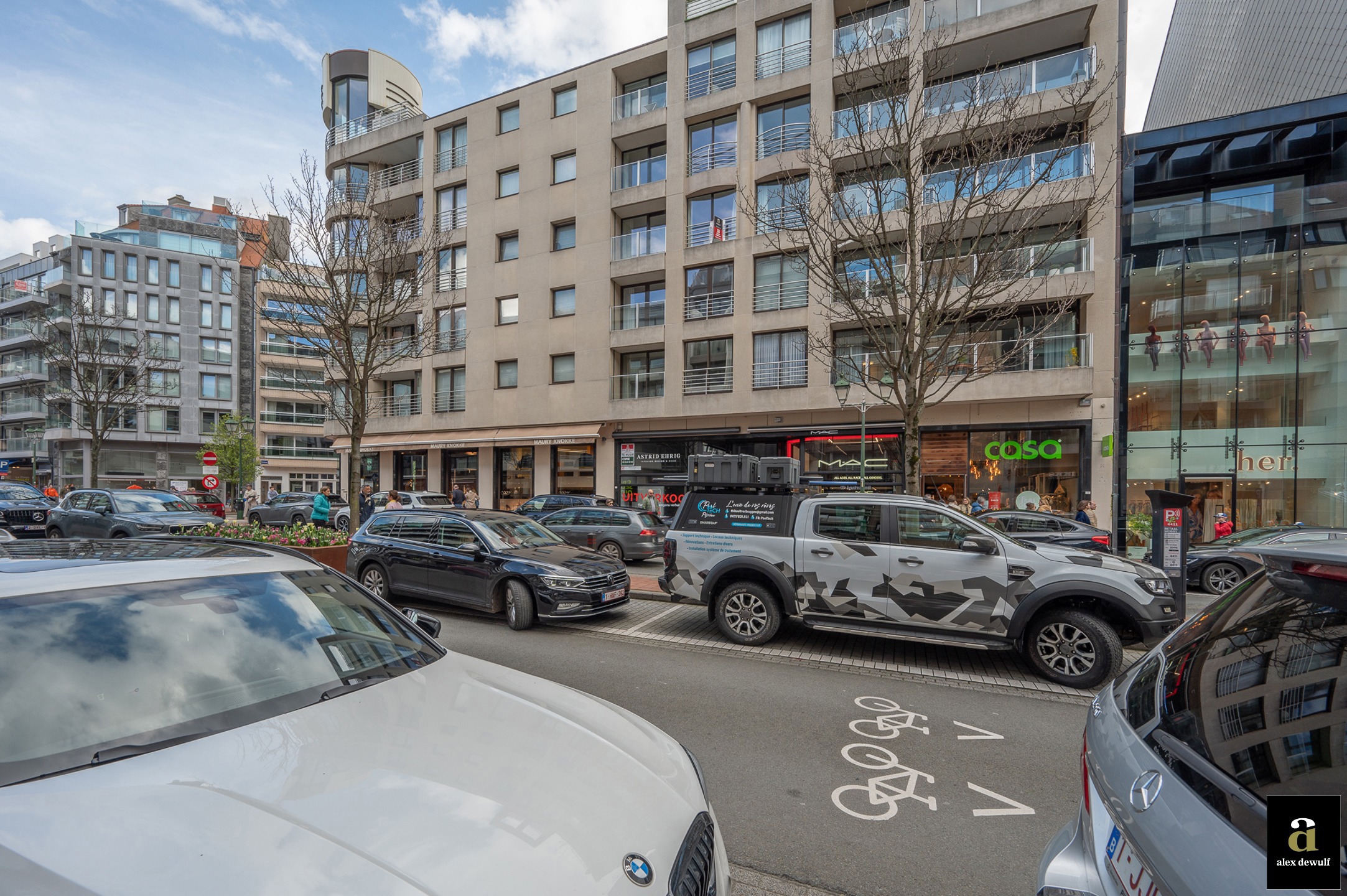 Prachtig vernieuwd appartement met terrasje te Lippenslaan   - foto 4