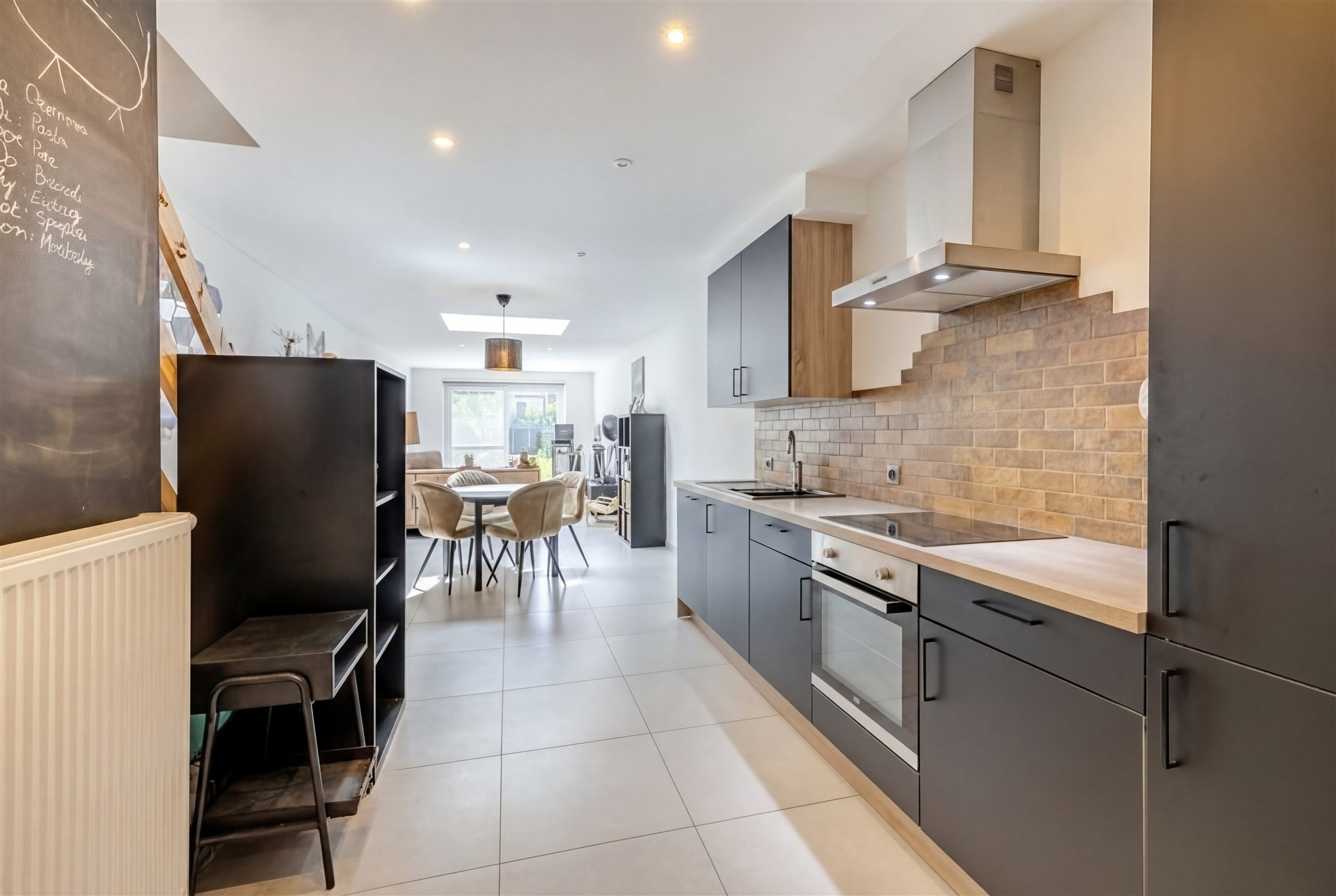 Prachtig gerenoveerde woning met 3 slks en tuin - foto 5