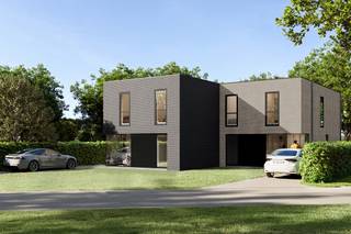 <p><strong>Heiend 31B is de rechtse woning in lichtere gevelsteen met o.a lichtrijke woonkamer met open keuken, drie slaapkamers, bureau, badkamer met ligbad, inloopdouche, dubbel lavabomeubel en toilet.<br /><br />Nieuwbouwproject Heiend – 2 nieuwbouwwoningen in Lille</strong></p>
<p>Ontdek dit nieuwbouwproject in Lille. Een frisse, eigentijdse woonplek waar rust en modern comfort samenkomen. Aan Heiend 31A en 31B verrijzen twee energiezuinige nieuwbouwwoningen die ontworpen zijn met oog voor architecturale eenvoud, warme materialen en een overvloed aan natuurlijk licht. De ligging in een doodlopend straatje dat Heiend met Moleneind verbindt, zorgt voor een bijzonder rustige woonervaring, terwijl het centrum van Lille slechts een korte wandeling verwijderd is.</p>
<p><strong>Samenvatting</strong></p>
<p>Dit kleinschalige project omvat twee moderne BEN‑woningen, elk met drie volwaardige slaapkamers, een lichtrijke leefruimte met open keuken en een extra bureau‑ of hobbyruimte. De volledig aangelegde private tuin vormt een groene verlenging van de leefruimte, terwijl een praktische berging extra comfort biedt. Dankzij de doordachte indeling, kwalitatieve materialen en energiezuinige technieken geniet u hier van een woning die zowel functioneel als stijlvol is.</p>
<p><strong>Leven in het groen van Lille</strong></p>
<p>Wonen aan Heiend 31A en 31B betekent kiezen voor een plek waar het dagelijkse leven moeiteloos samenvalt met rust en natuur. Op wandel- en fietsafstand vindt u winkels, scholen, horeca en andere voorzieningen. Tegelijkertijd ligt de groene omgeving uitnodigend klaar voor wie graag wandelt, fietst of gewoon geniet van de buitenlucht. Deze combinatie van centrale ligging en serene woonomgeving maakt het project bijzonder aantrekkelijk voor gezinnen en koppels die op zoek zijn naar comfortabel wonen in Lille.</p>
<p><strong>Licht, lucht & leefkwaliteit</strong></p>
<p>Bij het ontwerp van de woningen werd veel aandacht besteed aan een praktische indeling en een aangenaam ruimtegevoel. Op het gelijkvloers bevindt zich een ruime en lichtrijke leefruimte met een open keuken. Grote raampartijen zorgen voor een maximale lichtinval en creëren een directe verbinding met de achterliggende tuin.</p>
<p>Op de eerste verdieping beschikken beide woningen over drie volwaardige slaapkamers en een comfortabele badkamer met zowel een ligbad als een douche. Daarnaast is er een extra ruimte voorzien die perfect kan ingericht worden als bureau, speelkamer of logeerkamer. Een praktische berging biedt bijkomende opbergruimte.</p>
<p><strong>Buitenruimte</strong></p>
<p>Elke woning beschikt over een volledig aangelegde private tuin die rechtstreeks aansluit op de leefruimte. Dankzij de grote raampartijen vloeien binnen- en buitenruimte mooi in elkaar over en geniet u van veel natuurlijk licht en een aangenaam uitzicht op het groen.</p>
<p><strong>Duurzaamheid en energiezuinigheid</strong></p>
<p>Deze bijna-energieneutrale nieuwbouwwoningen worden uitgerust met duurzame technieken die zorgen voor een optimaal wooncomfort en een laag energieverbruik. De woningen beschikken over vloerverwarming in combinatie met een lucht/water warmtepomp met actieve koeling.</p>
<p>Daarnaast worden de woningen voorzien van individuele zonnepanelen, waardoor u een deel van uw eigen energie opwekt en uw energiekosten aanzienlijk verlaagt. Het ventilatiesysteem C+ zorgt continu voor een gezonde luchtkwaliteit dankzij de automatische aanvoer van verse lucht en de afvoer van vervuilde binnenlucht.</p>
<p>Door de combinatie van deze energiezuinige technieken investeert u in een duurzame en toekomstgerichte woning met een lagere energiefactuur en een uitzonderlijk hoog wooncomfort.</p>
<p><strong>Beschermd als koper</strong></p>
<p>De verkoop van dit nieuwbouwproject geschiedt onder de Wet Breyne. Dit garandeert de koper uitgebreide bescherming en ontneemt alle risico's. U betaalt in schijven naarmate de werken vorderen.</p>