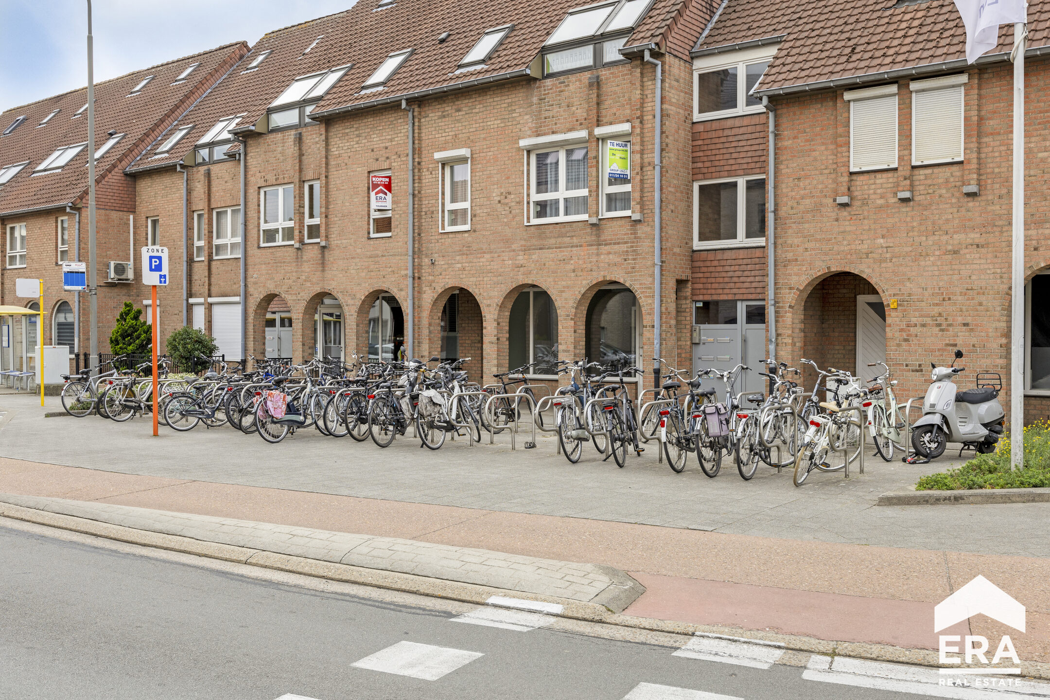 Commercial à louer à Lommel - photo 2