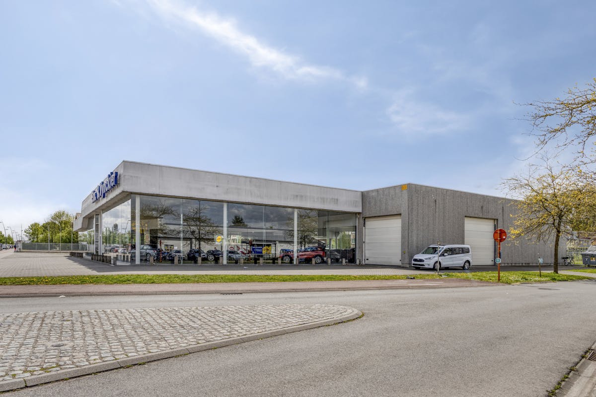 Bedrijfsgebouw op ca. 9.526m² langs de Westlaan in Roeselare - foto 4