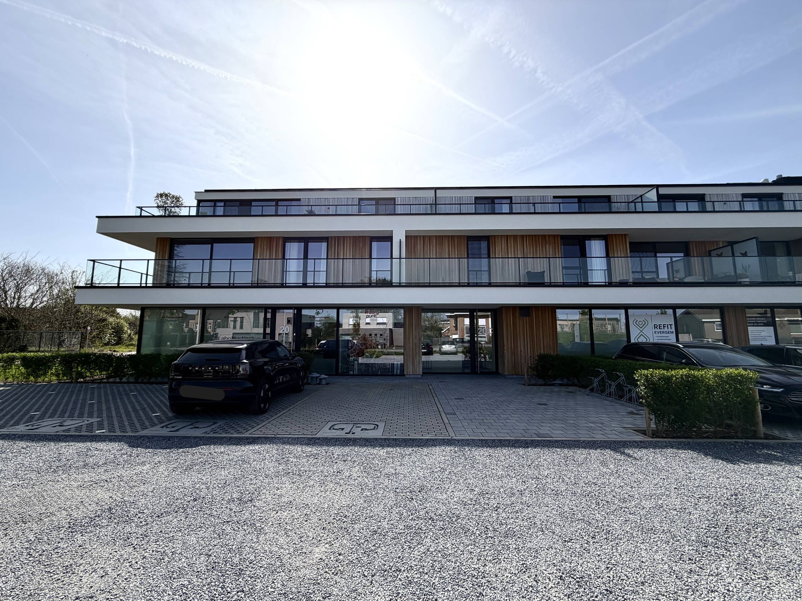 Recent appartement met twee slaapkamers te huur in Evergem - foto 1