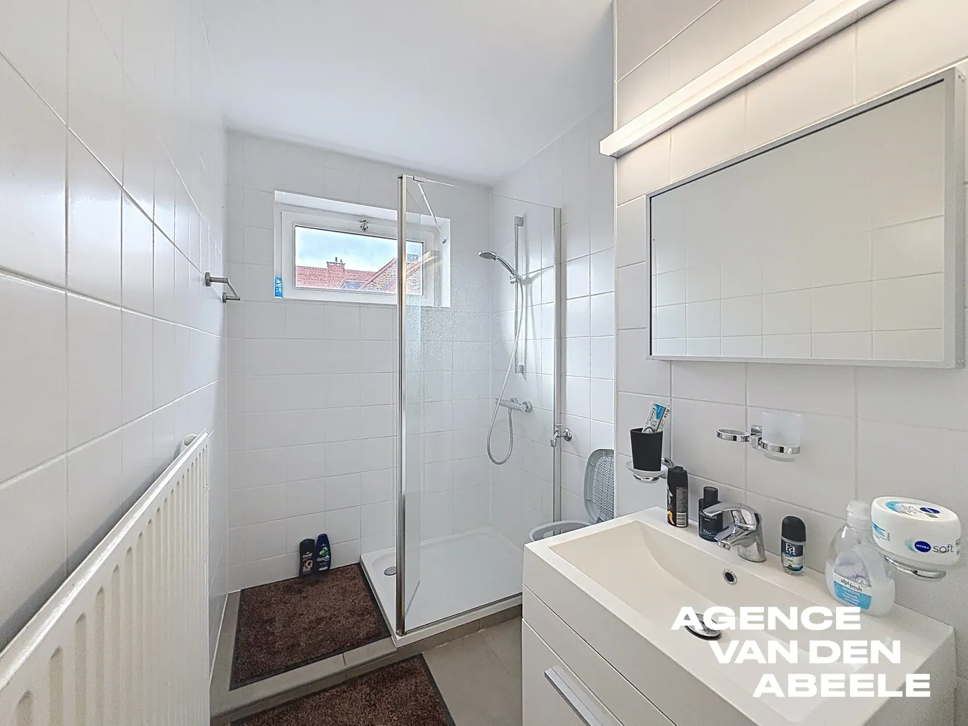 Ruim 2-slaapkamerappartement met garage in Sint-Andries - foto 4