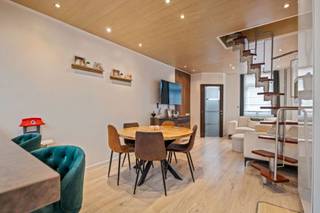 TE KOOP IN GENT - Instapklare starterswoning of voor studerende kinderen!Ben je op zoek naar een betaalbare, instapklare woning waar je meteen kunt...