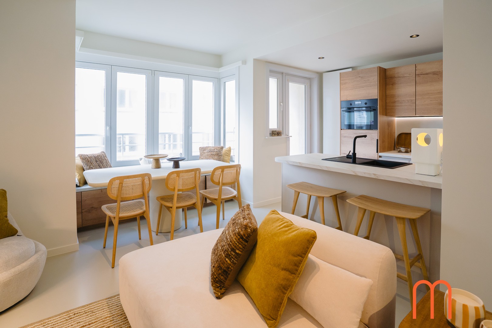 Volledig vernieuwd appartement te koop in Oostende met zijdelings zeezicht in Residentie Les Dauphins - foto 4