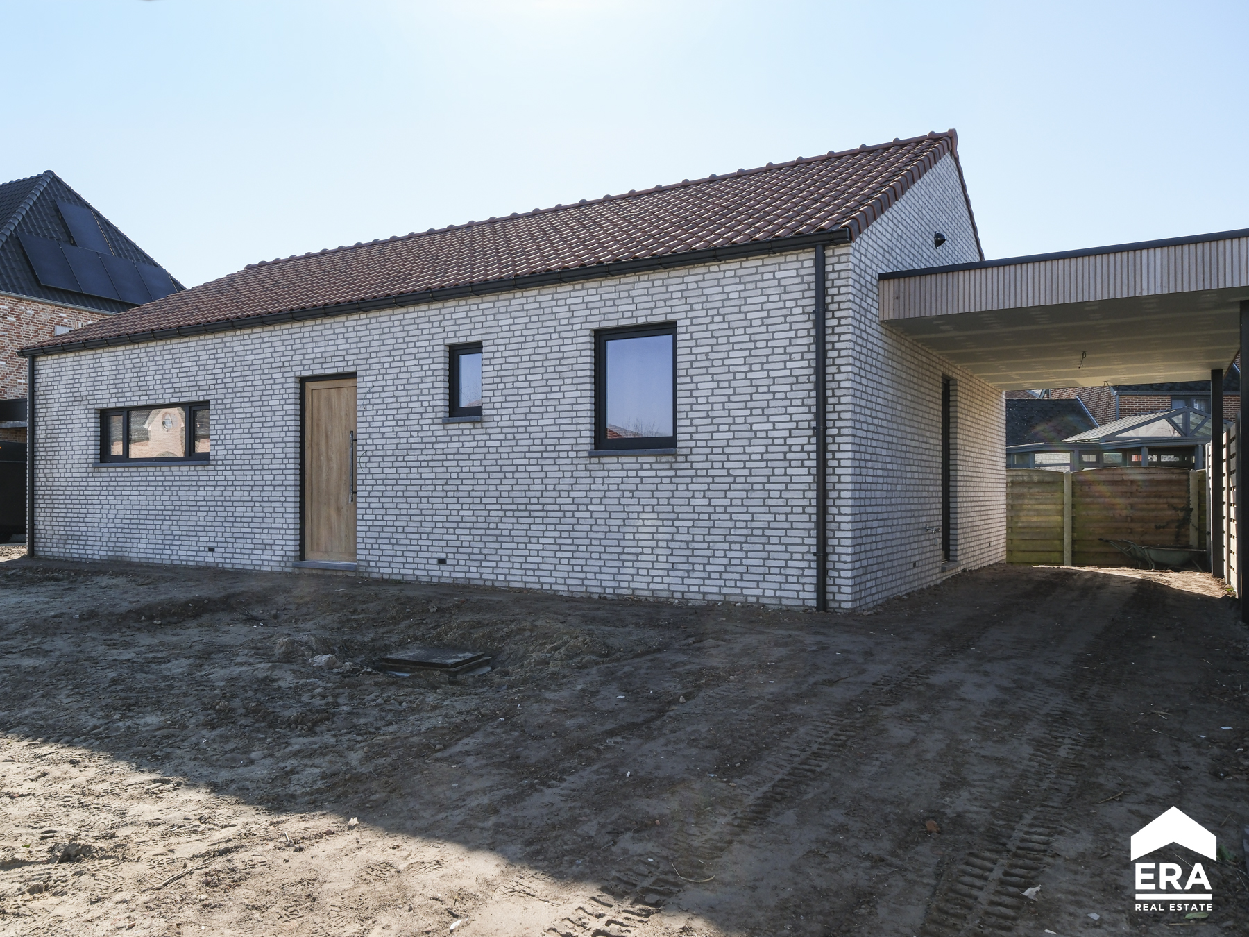 Gerenoveerde gelijkvloerse woning te koop in Pelt - foto 2