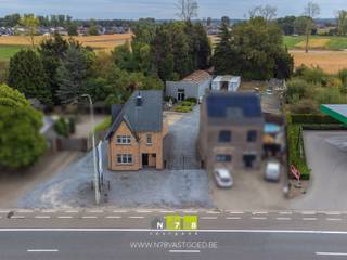 WONING MET WERKPLAATS/TOONZAAL EN NAASTLIGGENDE (BOUW)GROND MET EEN TOTALE OPPERVLAKTE VAN 23A29CA TE DILSEN.TROEVEN- Diverse vernieuwingen: keuken,...