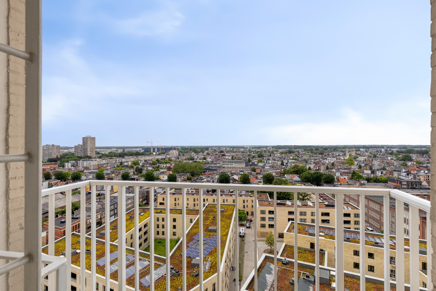 Appartement met panoramisch uitzicht op de 14de verdieping - photo 5