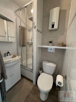 Op zoek naar een instapklare studio met alle comfort? Deze prachtig ingerichte en lichtrijke studio op de 6e verdieping biedt alles wat je nodig...