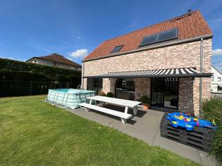 Bent u op zoek naar een energiezuinige, tijdloze woning met een hoogwaardige afwerking en uitstekende ligging?Ontdek deze prachtige woning op een...