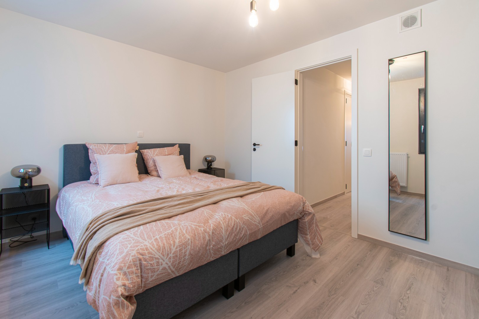 Nieuwbouw appartement met lateraal zeezicht in Blankenberge - foto 5