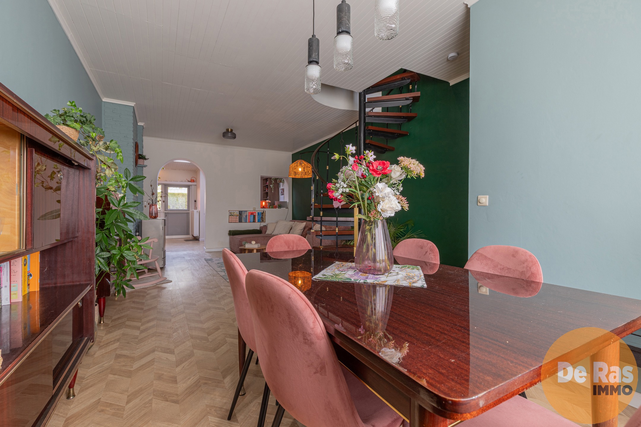 WETTEREN - Instapklare woning met twee slpks en terras - foto 5