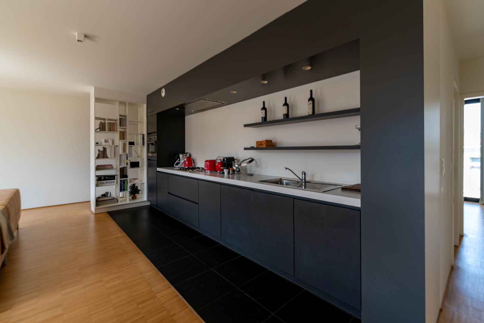Apartment for rent in Antwerp with 2 bedrooms - photo 5