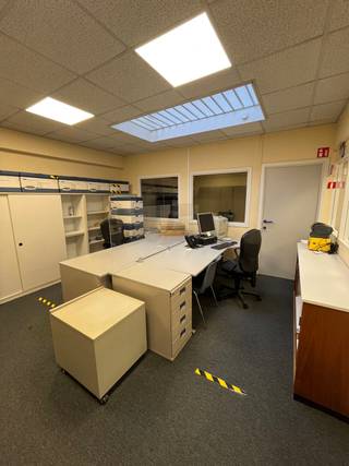 Te koop: kantoorruimte van 345 m² op de 1e verdieping van een professioneel gebouw aan de prestigieuze Wetstraat, midden in de Europese wijk...