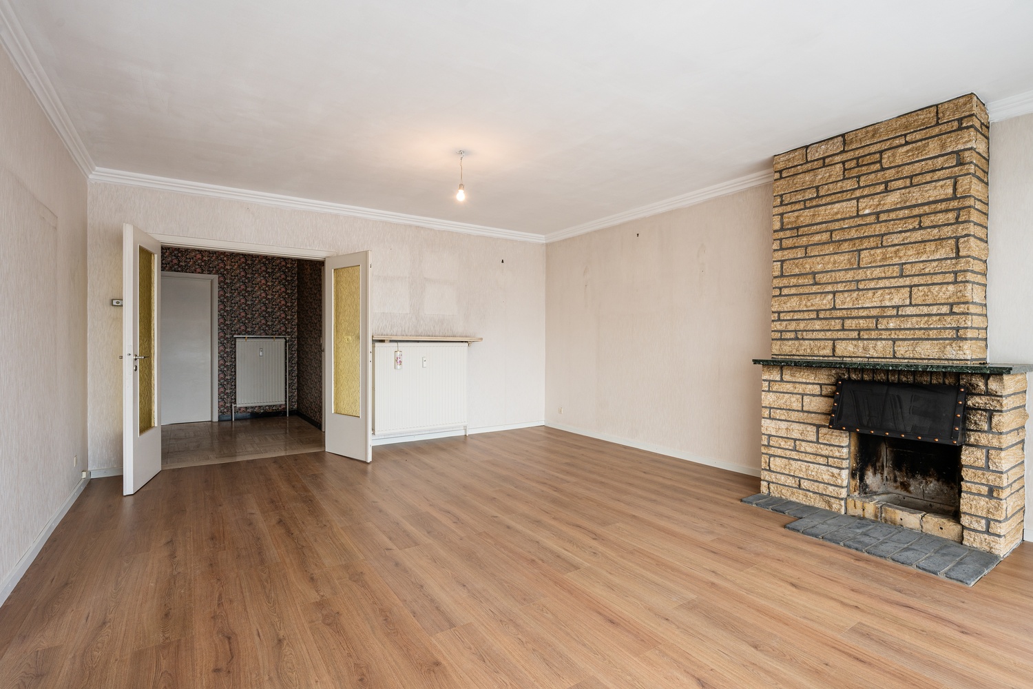 Ruim appartement in centrum Eeklo met 2 slpks - foto 2