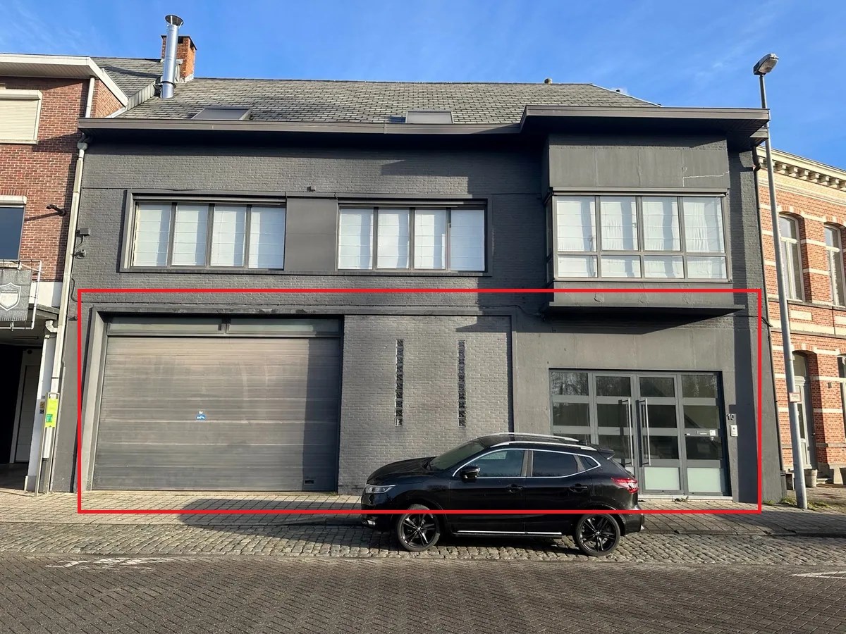 Commercial for rent in Turnhout - photo 1