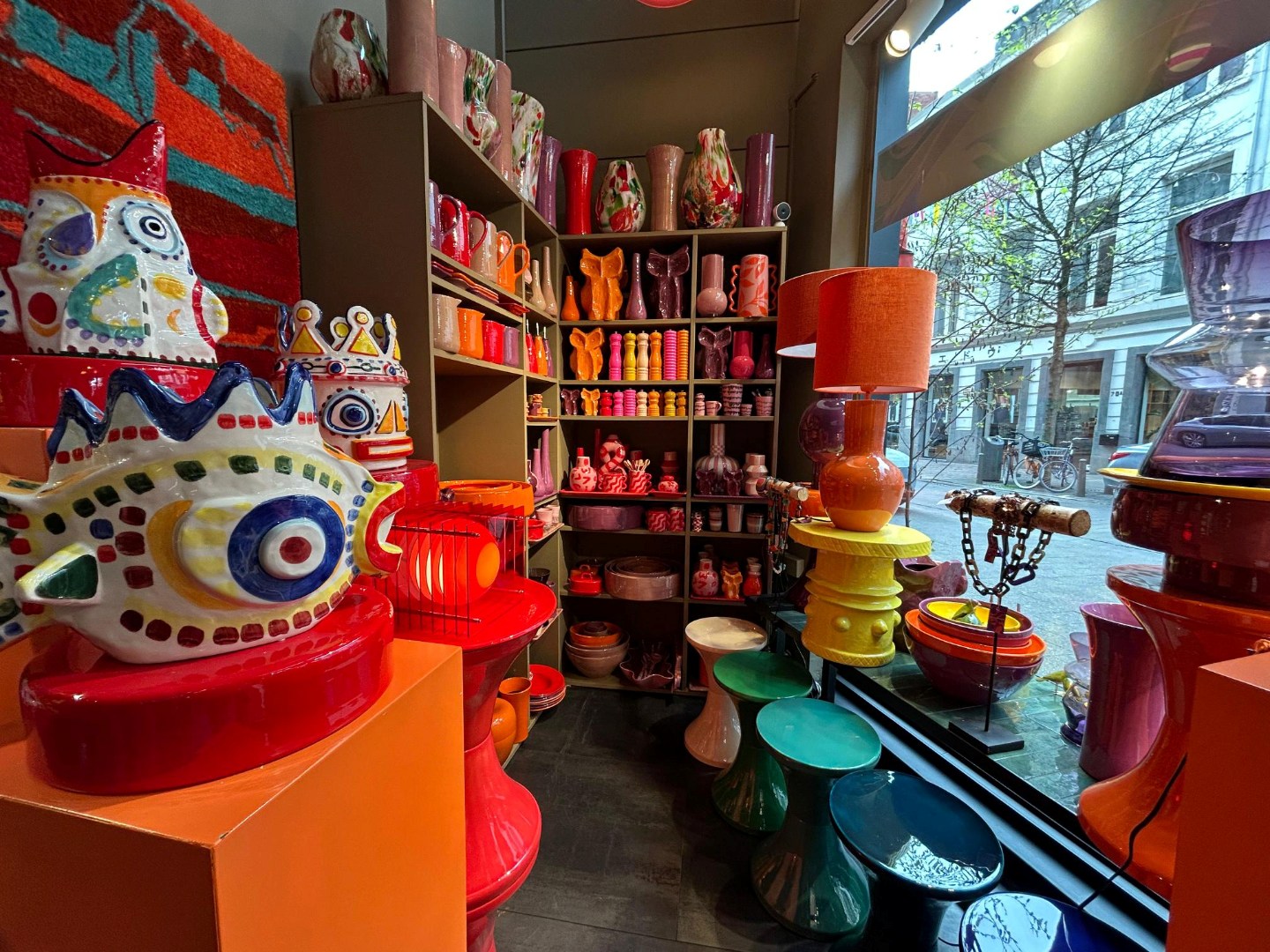 Veelzijdig hoekpand in trendy winkelbuurt - foto 2