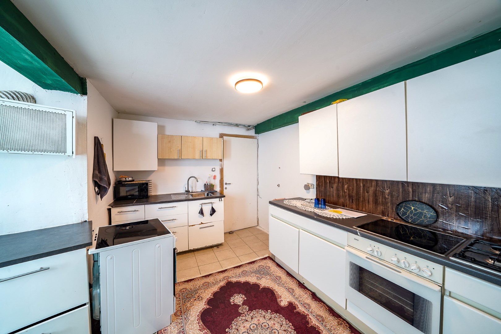 Ruime woning met 5 slaapkamers - foto 4