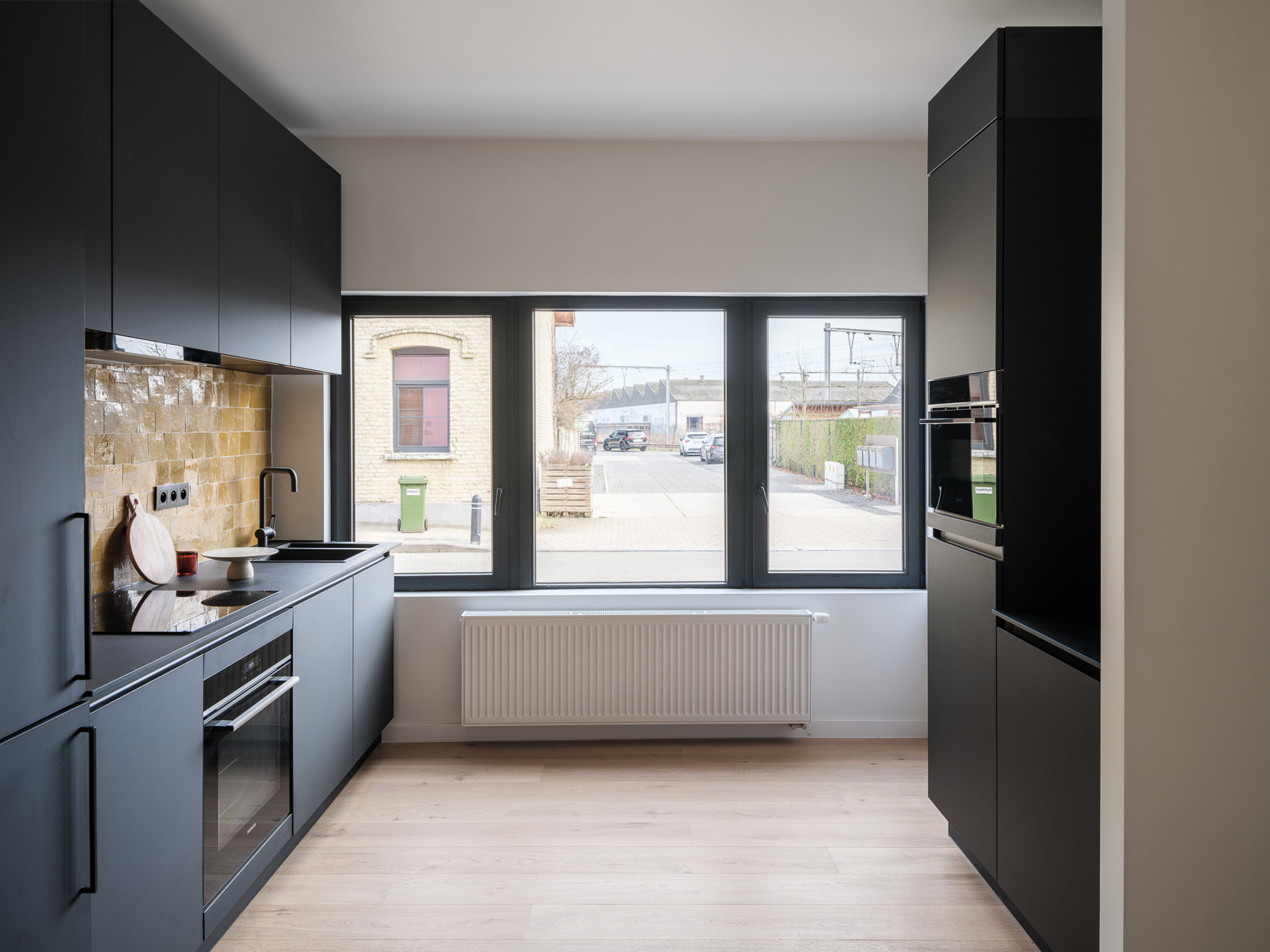 Recent gerenoveerde woning met loods in Gentbrugge! - foto 4