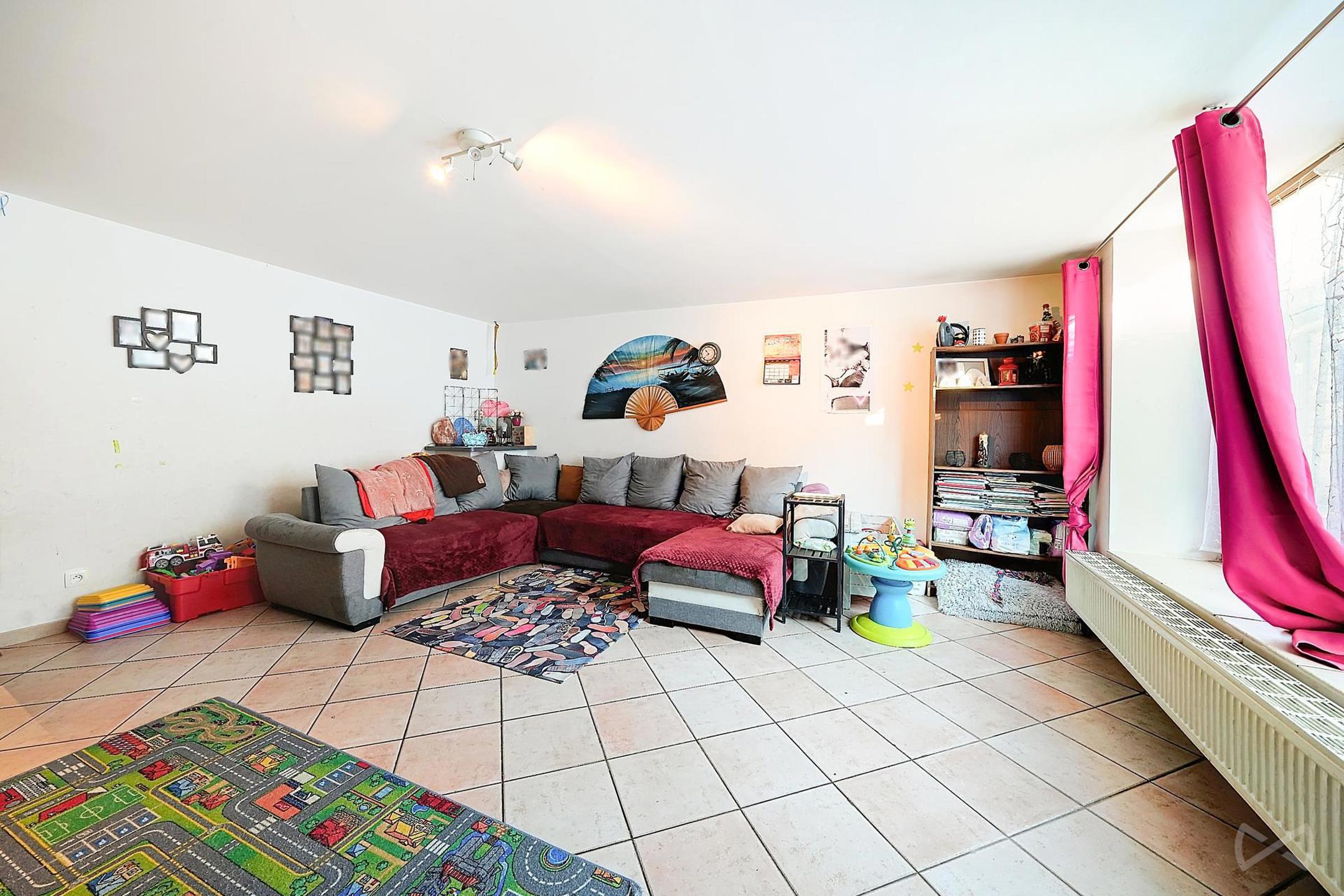 2-gevelwoning in het centrum van Rochefort - foto 4