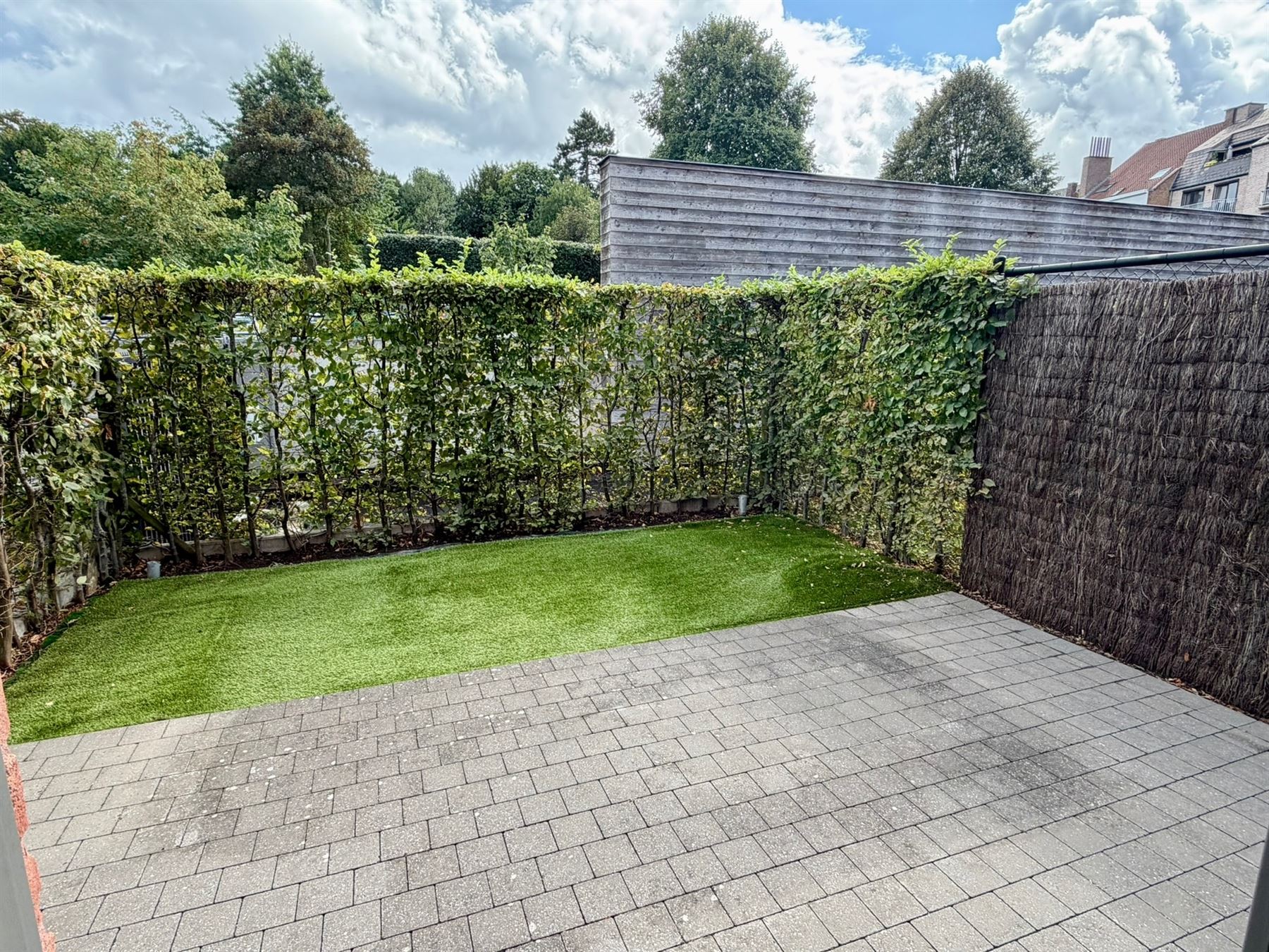 Prachtige, recente stadswoning gelegen in het hartje van Ronse - foto 5