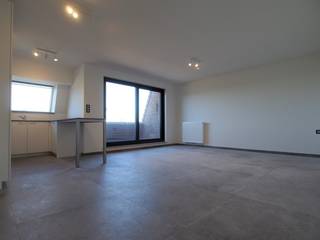 Ruim appartement te huur op wandelafstand van het centrum van Aarschot.<br /><br />Dit prachtige appartement bevindt zich op de 3de verdieping en omvat een inkomhal, lichtrijke leefruimte met open keuken, slaapkamer, badkamer met douche, apart toilet, ruime berging en een terras.<br /><br />De maandelijkse lasten bedragen 30,00 Euro.<br /><br />Kom snel een kijkje nemen en maak je afspraak via vastgoed@gysemansgroep.be