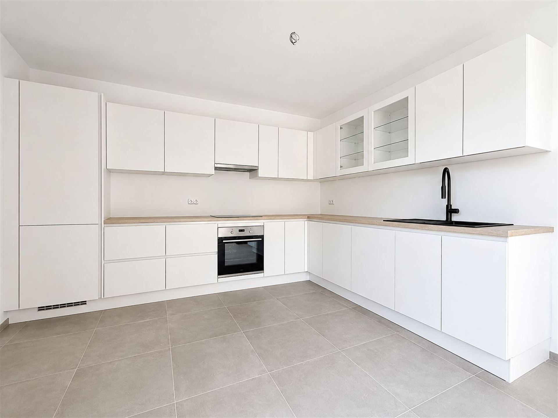Appartement te koop in Fontaine-L'Evêque met 2 slaapkamers - foto 5