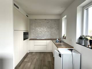 Prijs :  850 €/maand + 75 €/syndicDit verzorgd appartement met terras combineert ruimte, comfort en een aangename ligging. Gelegen in een kleine...