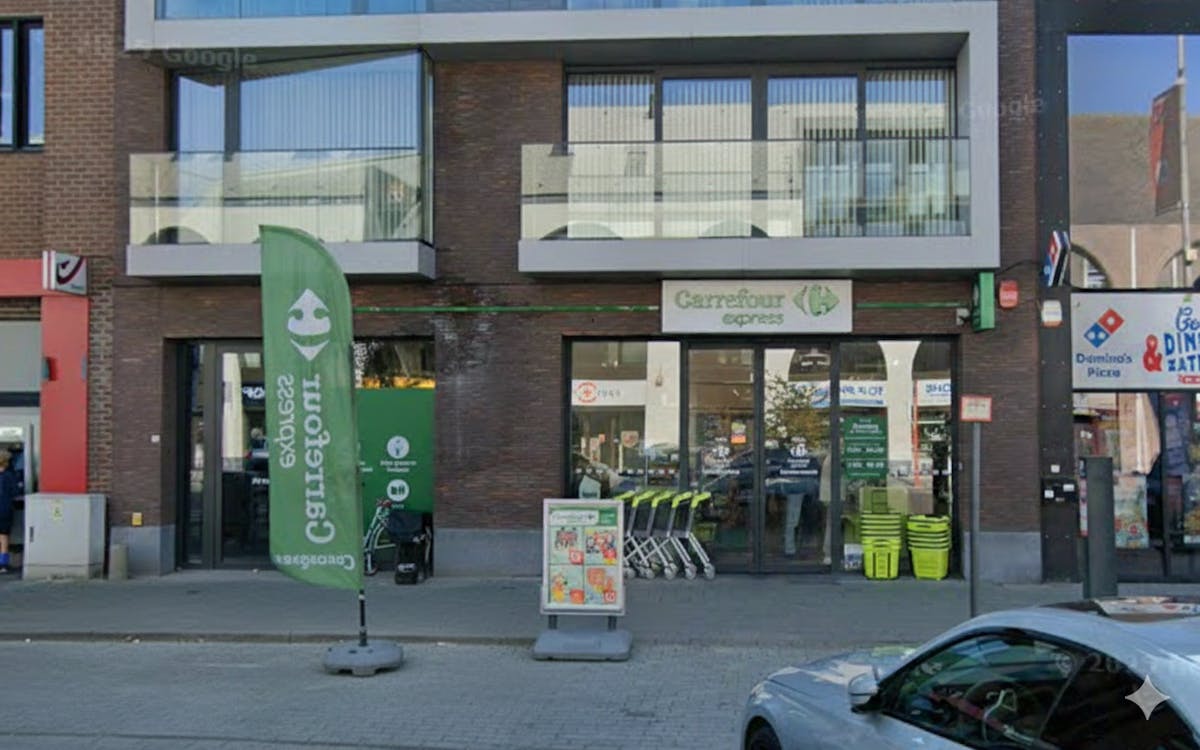 Société de patrimoine avec 3 propriétés commerciales louées - photo 2