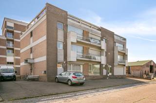 Appartement met twee slaapkamers en autostaanplaats in de ondergrondse garage in Rekem/Lanaken (Beschikbaar per 1 maart )Het appartement is gelegen...