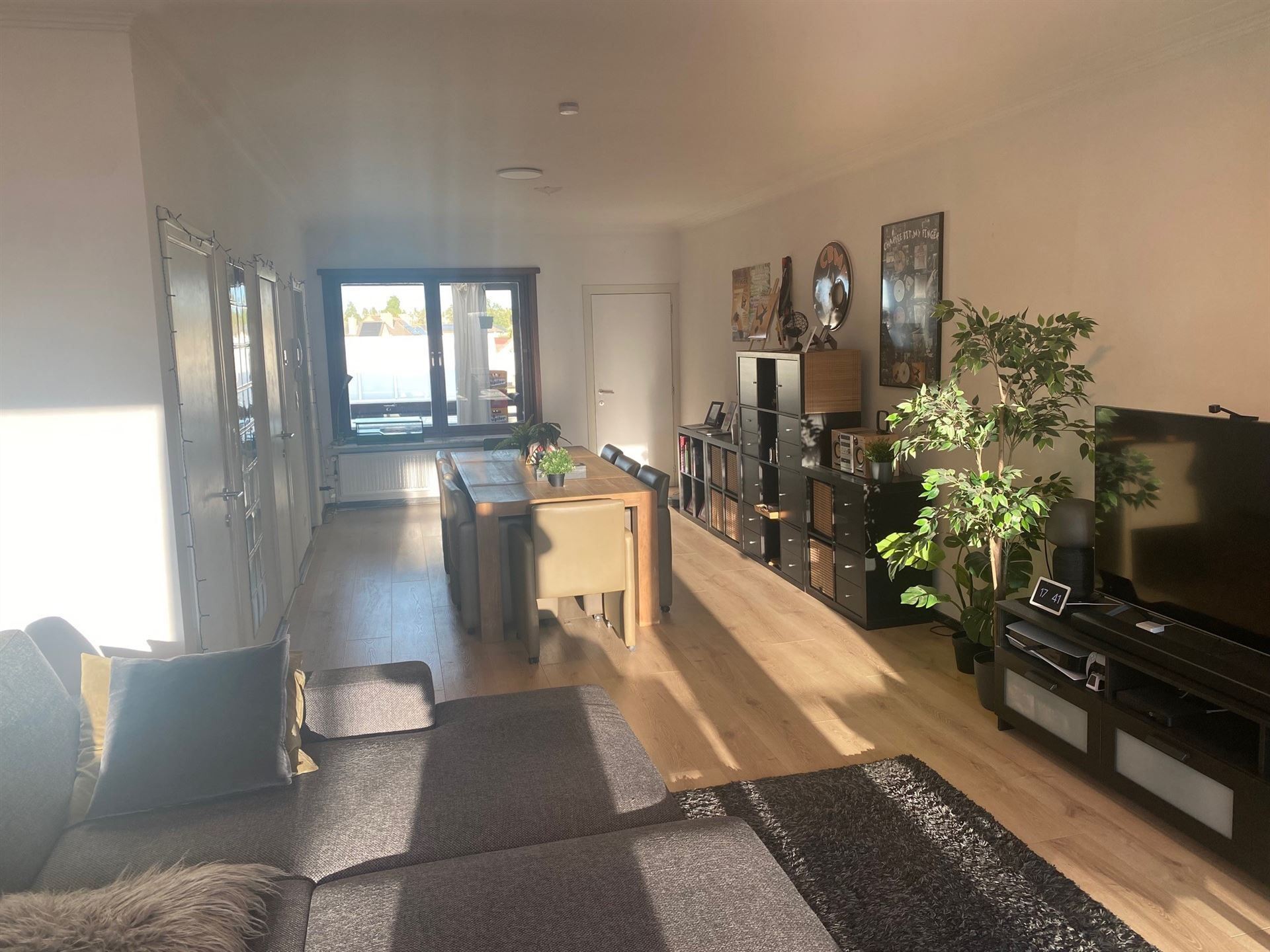 Appartement 129m² met 2 slaapkamers en 2 autostaanplaatsen - foto 3