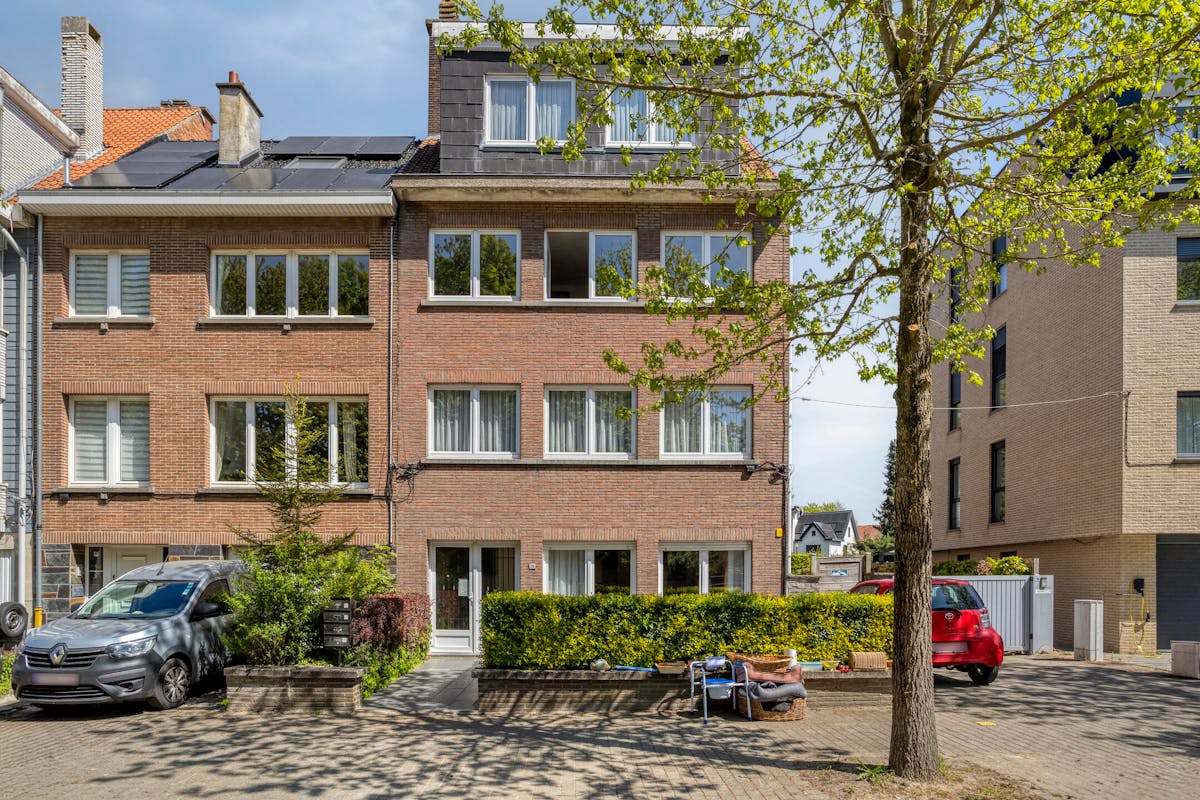 Immeuble fiscal avec 4 appartements, jardin et parking à Strombeek-Bever - photo 2